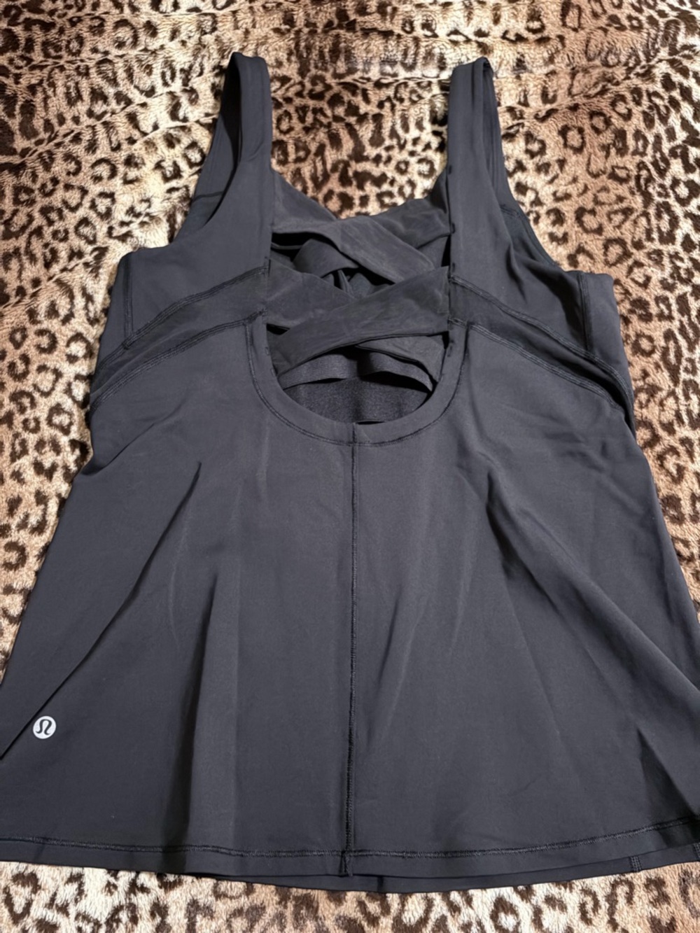 Lululemon athletica Black Crisscross Back Athletic Tank Women’s